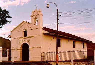 iglesia.jpg (19239 bytes)